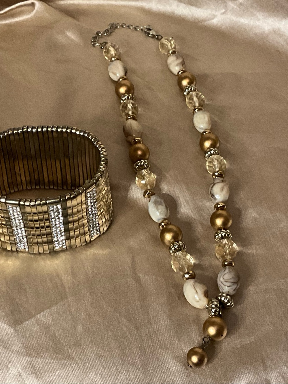 Gold Tone Faux Pearl Beaded Necklace and Metallic Mesh Cuff Bracelet